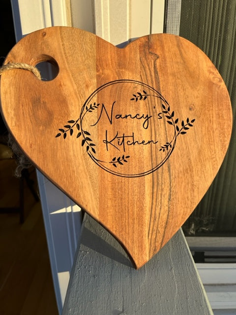 Heart Shape Acacia Cutting Board